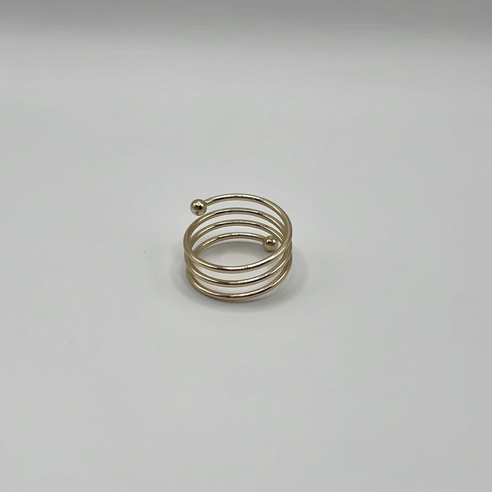 Simple Coil Ring - Picture 6 of 6